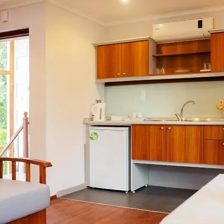 Stone House Hotel de apartamente