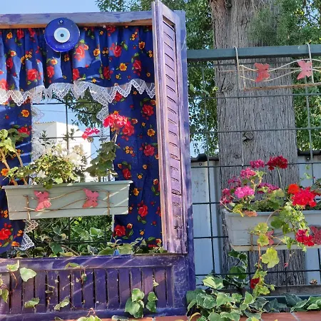 Stone House Hotel de apartamente 4*