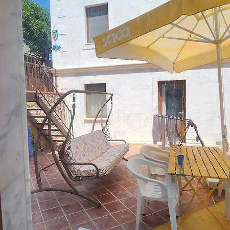 Bodrum Stone House Hotel מלון דירות 4*