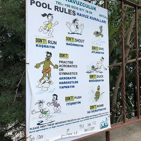 Stone House Hotel de apartamente 4*