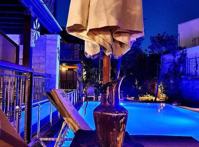 보드룸 스톤 하우스 호텔