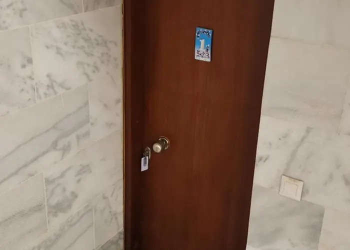 빌라 보드룸 스톤 하우스 호텔 *