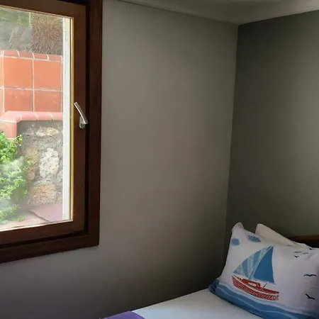 Stone House Lejlighedshotel 3*